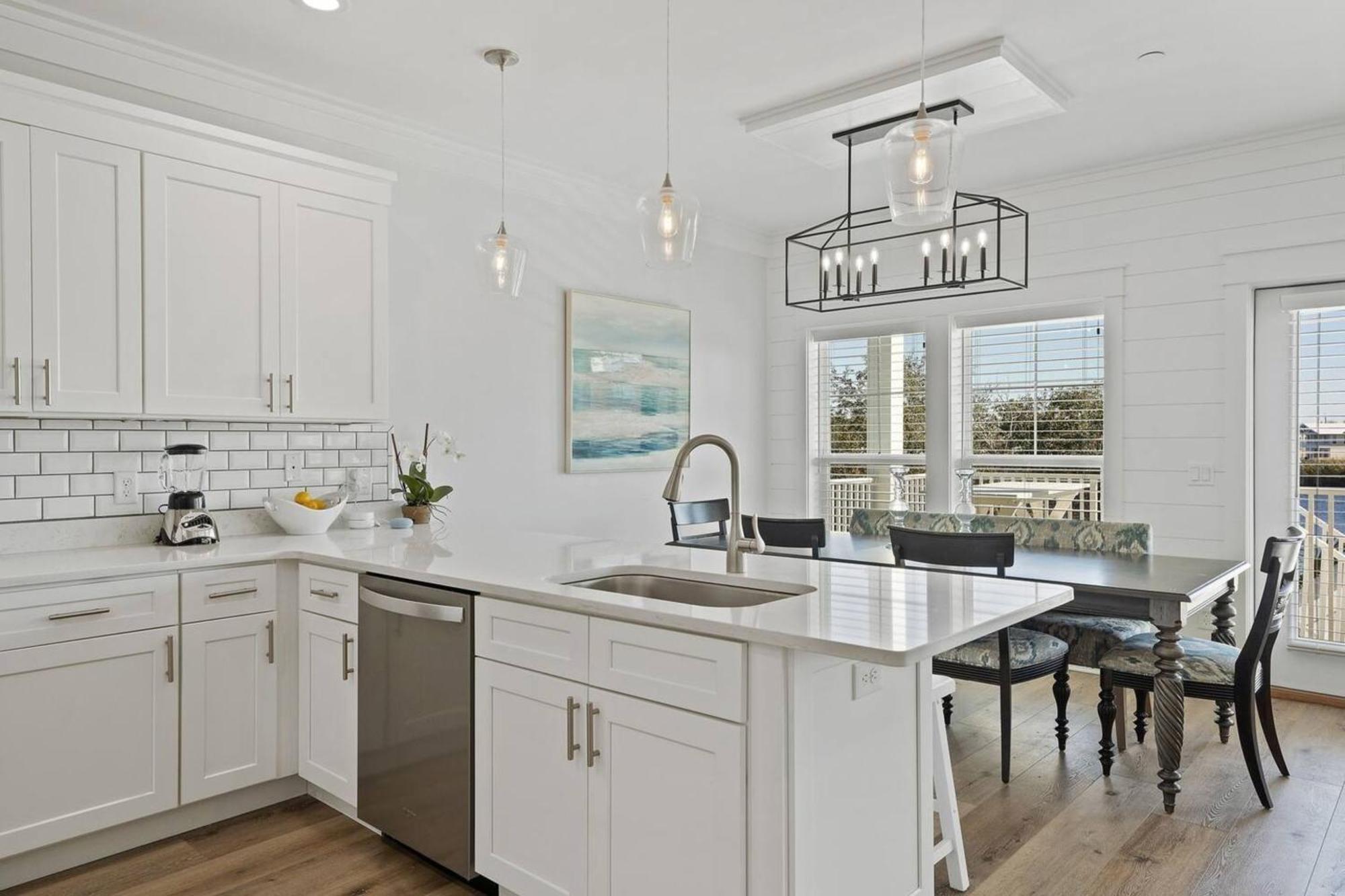 Modern House With Pool Access Near The Beach! Holiday home Panama City Beach